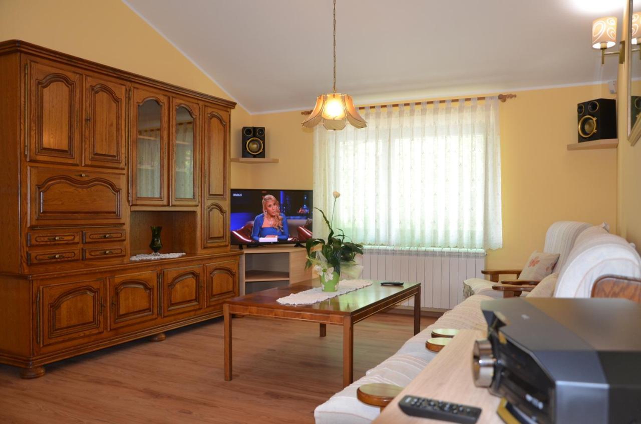 Villa Fragola - Holiday House With Large Garden Tinjan Luaran gambar